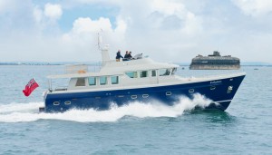 Hardy 62 motor yacht